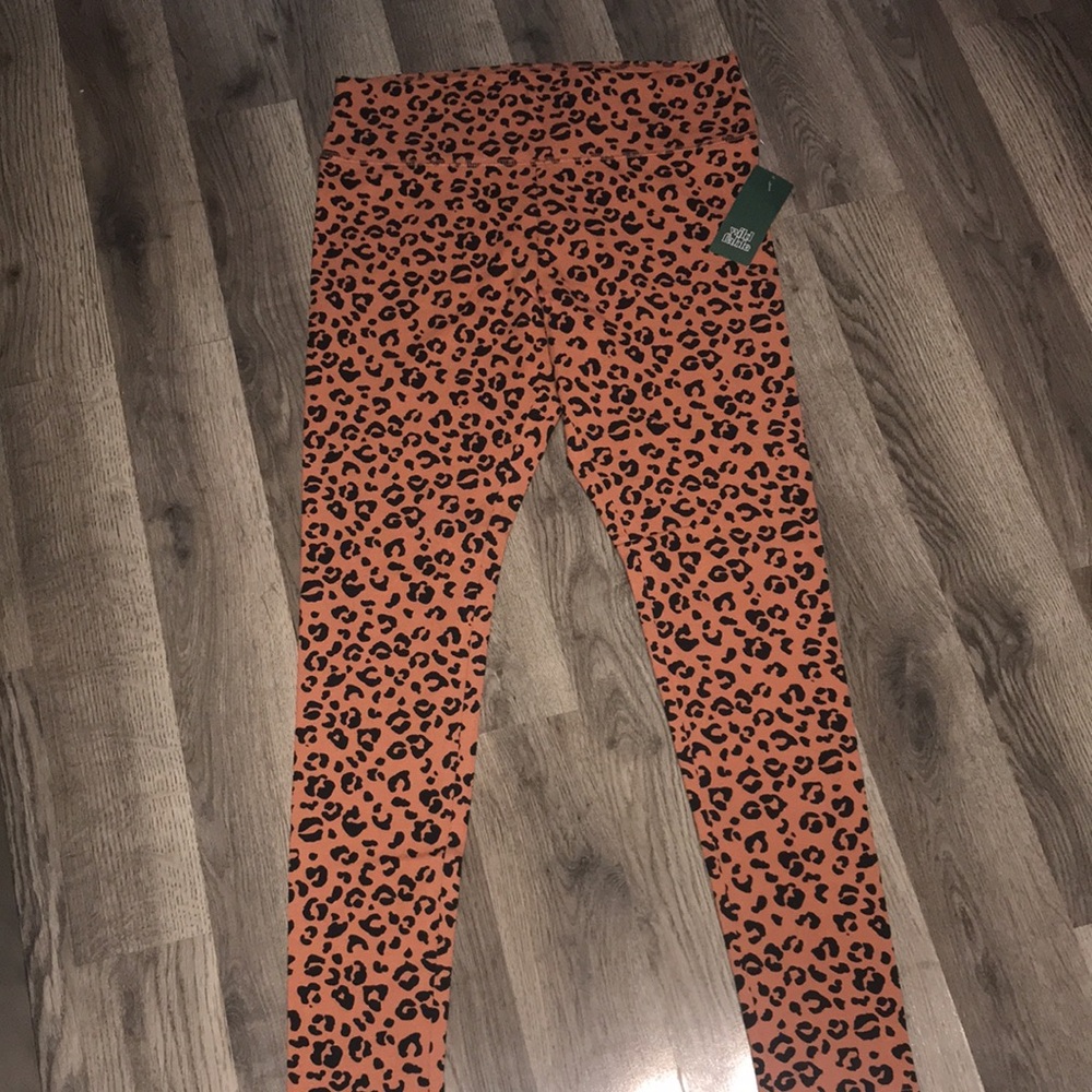 Wild Fable Cheetah Print Full Length Leggings Soft Cotton NWT - Picture 5 of 7